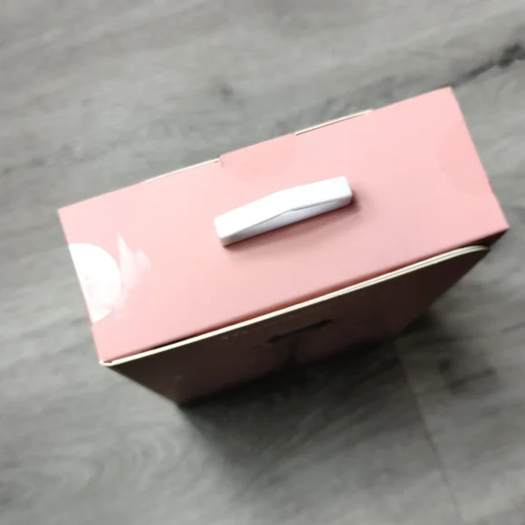 NIB Brookstone Titanium Microneedling Derma Facial Skincare Roller - Picture 8 of 8